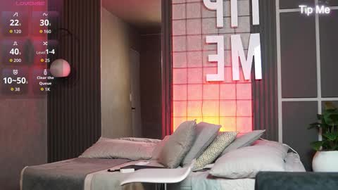 hunk_ryan online show from 12-15-25, 12:09