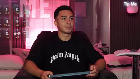 hunk_ryan online show from 01-10-26, 02:08