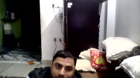 Snapshot of hunkster102 chatting on 01-17-26, 04:50 hunkster102 online show from 01-17-26, 04:50