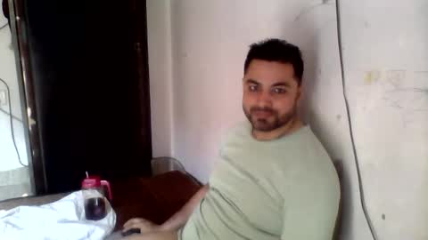 Snapshot of hunkster102 chatting on 04-18-26, 03:10 hunkster102 online show from 04-18-26, 03:10