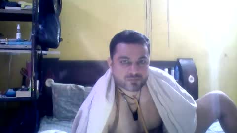 Snapshot of hunkster102 chatting on 04-29-26, 06:14 hunkster102 online show from 04-29-26, 06:14