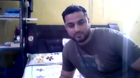 Snapshot of hunkster102 chatting on 04-30-26, 02:23 hunkster102 online show from 04-30-26, 02:23