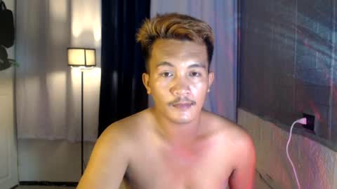 Snapshot of hunkylloyd chatting on 07-21-26, 11:12 hunkylloyd online show from 07-21-26, 11:12