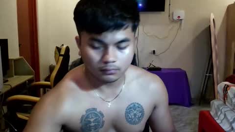 hunkyzeus online show from 04-23-26, 07:30