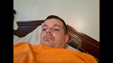 Snapshot of huntdog1221 chatting on 05-24-26, 10:59 huntdog1221 online show from 05-24-26, 10:59