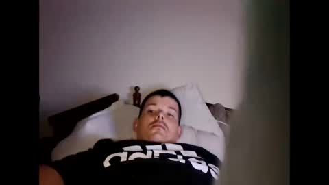 Snapshot of huntdog1221 chatting on 05-27-26, 02:41 huntdog1221 online show from 05-27-26, 02:41