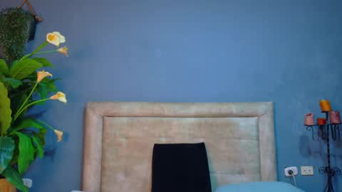 Hunter  online show from 05-19-26, 01:11