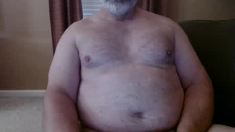 Snapshot of huntermark1 chatting on 12-22-24, 07:10 huntermark1 online show from 12-22-24, 07:10