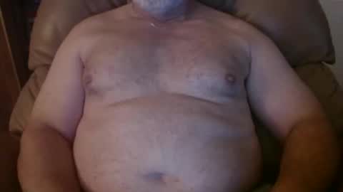 Snapshot of huntermark1 chatting on 10-12-25, 07:46 huntermark1 online show from 10-12-25, 07:46