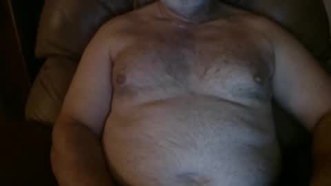 Snapshot of huntermark1 chatting on 11-25-25, 04:23 huntermark1 online show from 11-25-25, 04:23