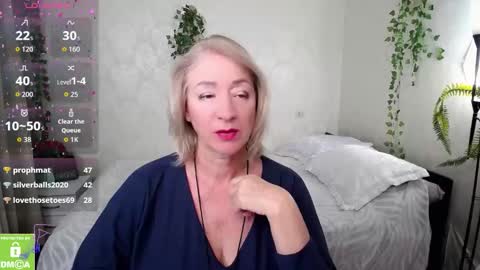 Irena online show from 10-18-25, 02:25