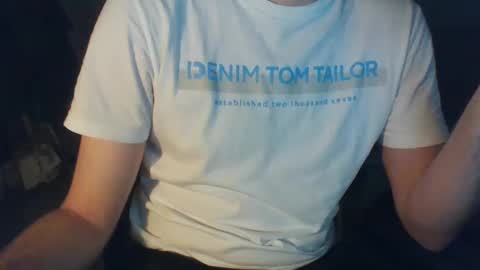 Snapshot of hunting_007 chatting on 02-24-25, 04:58 hunting_007 online show from 02-24-25, 04:58