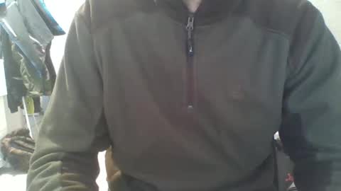 Snapshot of hunting_007 chatting on 10-24-25, 07:49 hunting_007 online show from 10-24-25, 07:49