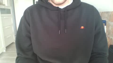 Snapshot of hunting_007 chatting on 03-05-26, 11:28 hunting_007 online show from 03-05-26, 11:28