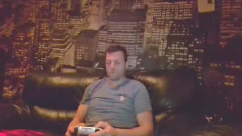 hurley7890 online show from 12-31-24, 02:08