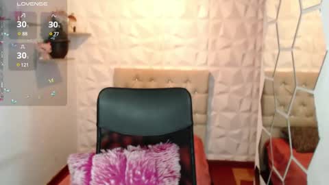 Snapshot of hurremcan_ chatting on 01-18-25, 05:04 Hurrem online show from 01-18-25, 05:04