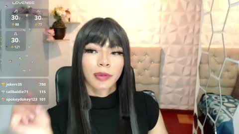 Snapshot of hurremcan_ chatting on 02-05-25, 06:59 Hurrem online show from 02-05-25, 06:59