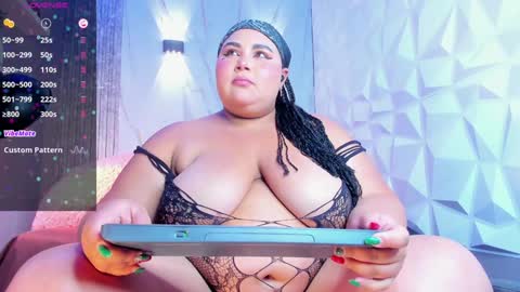 Snapshot of hurren_matt1 chatting on 01-10-25, 02:23 Hurren online show from 01-10-25, 02:23