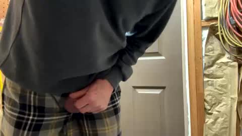 Snapshot of huskey300 chatting on 03-03-25, 03:09 huskey300 online show from 03-03-25, 03:09