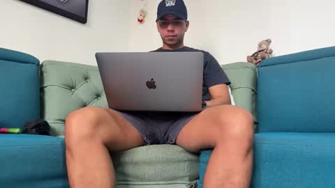 hvm20 online show from 12-20-25, 04:36