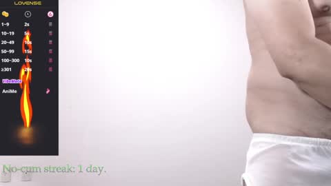 Snapshot of hxmister chatting on 10-10-25, 07:46 Andrew online show from 10-10-25, 07:46