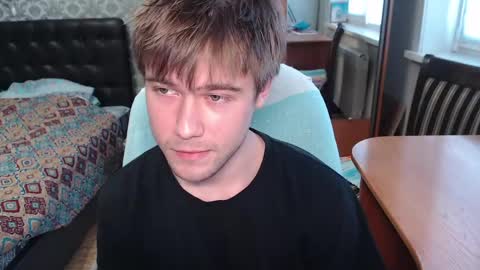 Tom online show from 05-09-26, 05:12