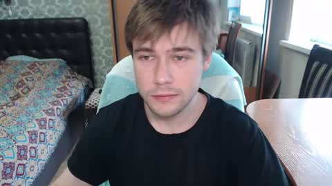 Tom online show from 05-11-26, 06:19