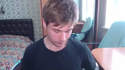 Tom online show from 07-12-26, 09:22