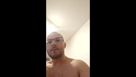 Snapshot of hybrid4646 chatting on 03-05-26, 07:10 WatchMeCum online show from 03-05-26, 07:10