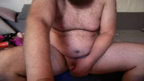 Snapshot of hybride8825 chatting on 06-25-26, 10:20 hybride8825 online show from 06-25-26, 10:20