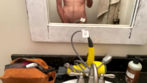 Snapshot of hydr420 chatting on 09-24-25, 04:43 hydr420 online show from 09-24-25, 04:43