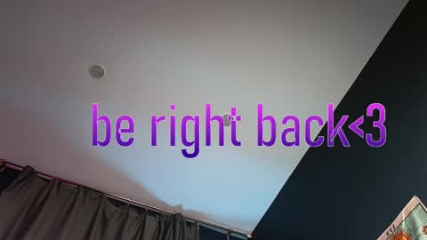 Snapshot of hyeon_jin chatting on 01-20-25, 12:15 Hyeon Jin online show from 01-20-25, 12:15