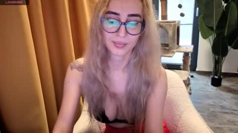 Emma Ava online show from 09-17-25, 07:10