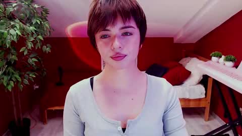 Julia online show from 09-10-25, 01:22