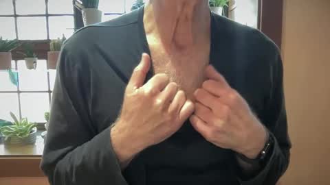 The Talented Mr. DILFy online show from 12-26-24, 04:58