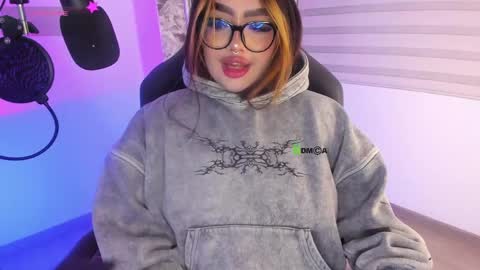 Ari online show from 04-27-26, 12:52