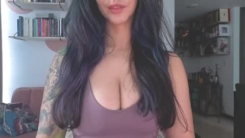 Lana Banana online show from 05-07-26, 02:33