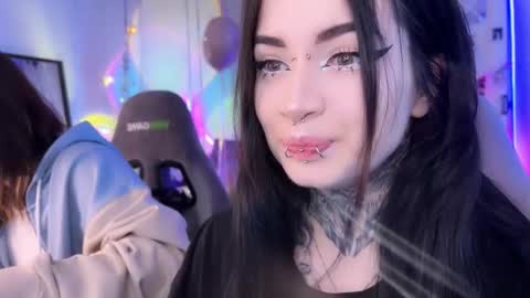 Snapshot of i_died_again chatting on 01-11-26, 11:15 Asya online show from 01-11-26, 11:15