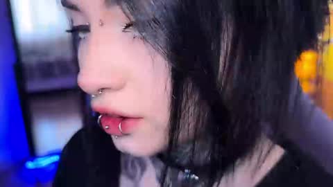 Snapshot of i_died_again chatting on 04-12-26, 09:25 Asya online show from 04-12-26, 09:25