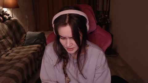 elisabeth online show from 12-18-24, 03:00