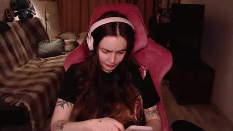 elisabeth online show from 01-16-25, 03:46