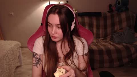 elisabeth online show from 01-23-25, 04:15