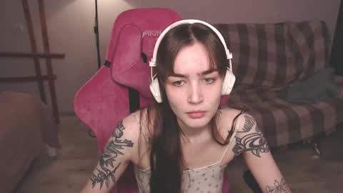 elisabeth online show from 11-13-25, 11:42