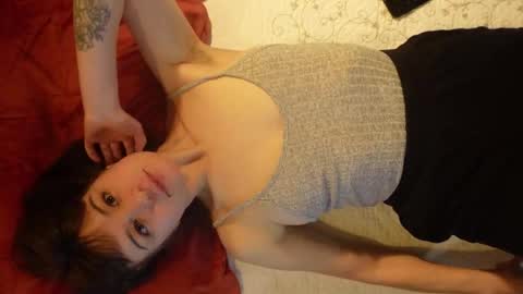 Olive online show from 11-27-25, 01:40