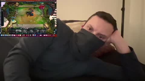 i o ro online show from 12-18-24, 06:32