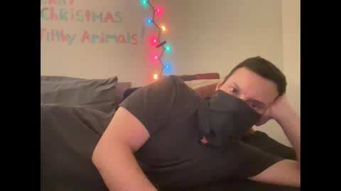 i o ro online show from 12-30-24, 08:21