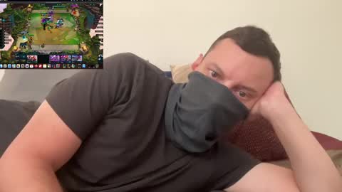 i o ro online show from 10-01-25, 07:58