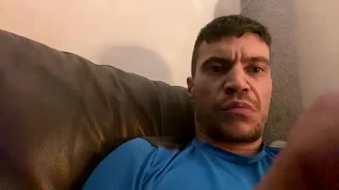Sub male uk online show from 02-04-26, 10:15