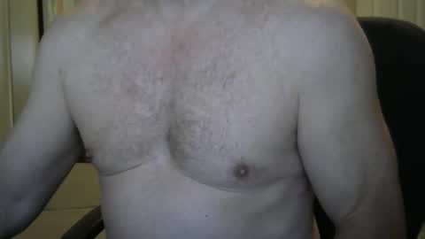 Snapshot of i_was_a_shy_dad chatting on 10-19-25, 01:56 i_was_a_shy_dad online show from 10-19-25, 01:56