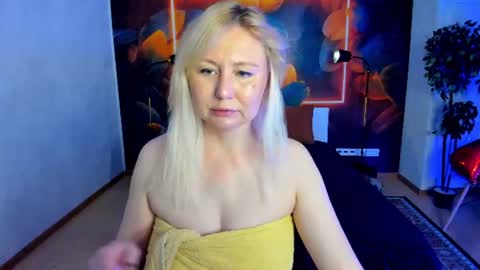 Samanta online show from 06-10-26, 01:39